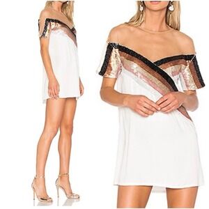 janet mini dress in mauve nbd Revolve NBD Janet Mini wrap Dress in Mauve/ blush Medium - Great Condition